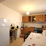 Lemon House